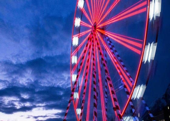 Riesenrad-Themenpark
