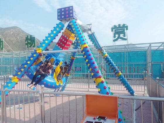 Sinorides 6 seats pendulum rides in Singapore