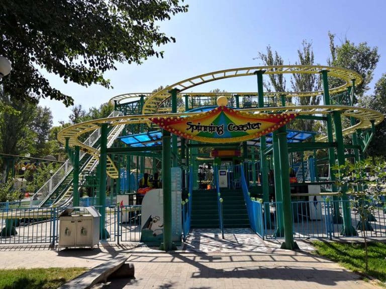 How to Buy a Spinning Roller Coaster from China: A Definitive Guide