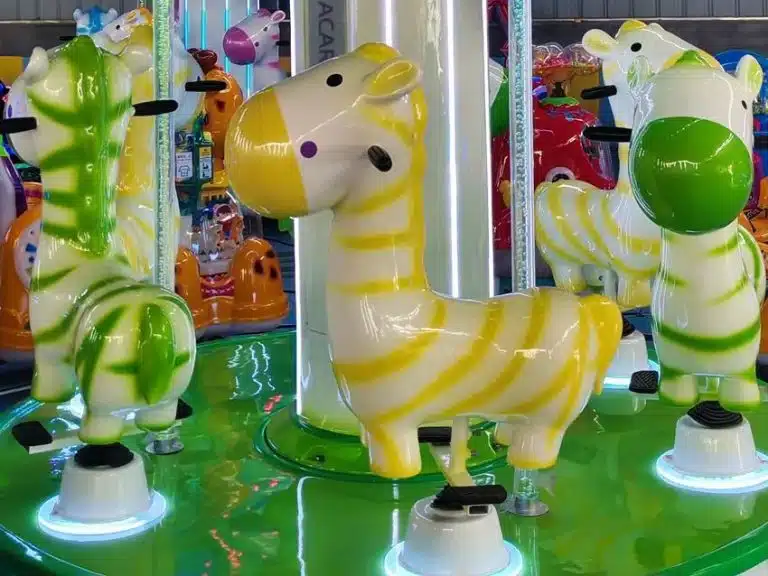 Manège de dessins animés à 6 places
