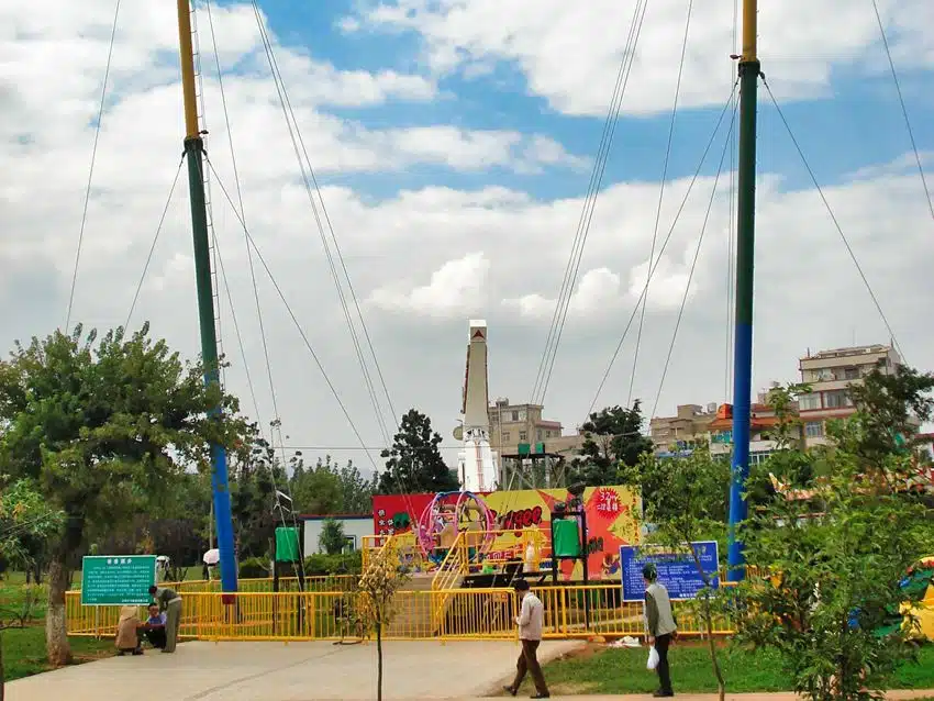Slingshot Ride Riyadh Slingshot Ride for sale -Slingshot Ride Manufacture - Sinorides